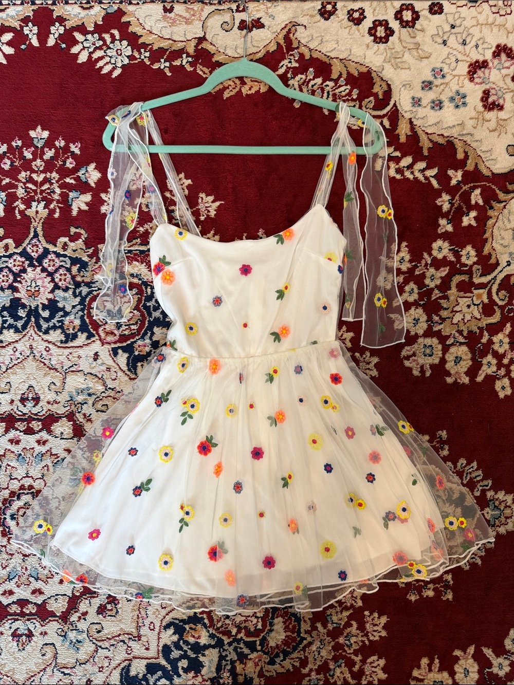 Lucy in the Sky never worn white mini dress